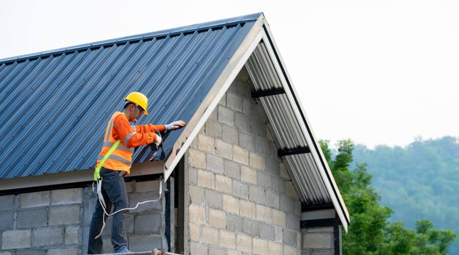 Expert Emergency Roof Repairs services in Verplanck, NY